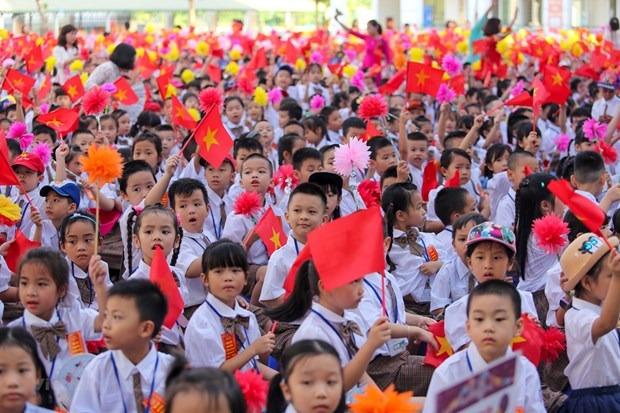 ngay-mai-khai-giang-co-mua-khong