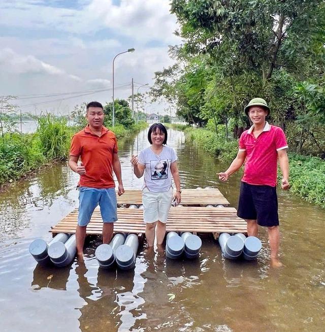 nhom-ban-o-phu-tho-lam-be-noi-tang-ba-con-vung-lu-mien-phi