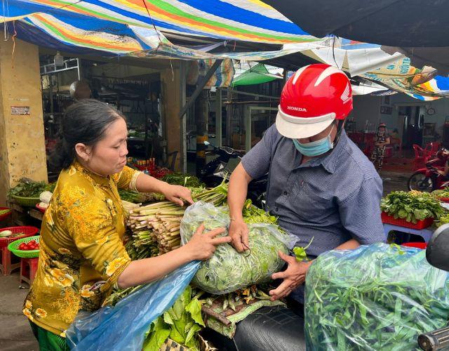 hanh-trinh-dua-rau-cu-den-nhung-bep-an-tu-thien-cua-bac-tai-u60 (1)