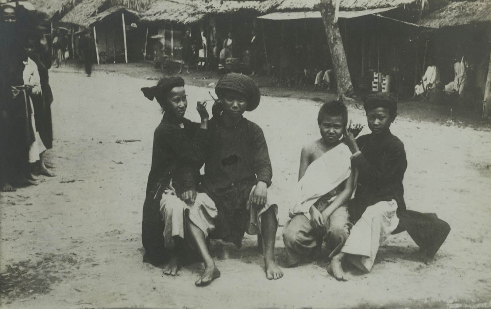 Nghe-hot-toc-lay-rai-tai-dao-cua-nguoi-Viet-vao-nhung-nam-1880-14