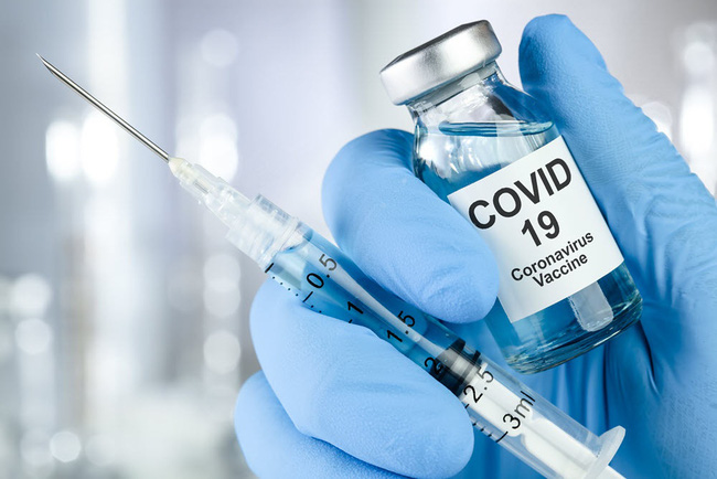 Sau-tiem-vaccine-COVID-19-tre-co-dau-hieu-gi-thi-can-dua-di-vien-8
