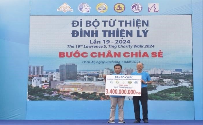 di-bo-tu-thien-dinh-thien-ly-ho-tro-nguoi-ngheo-34-ty-dong-don-tet-0