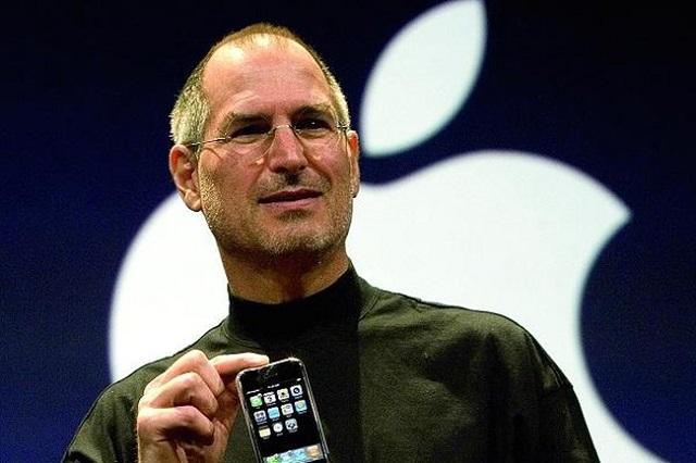 steve-jobs-va-10-bai-hoc-marketing-kinh-dien-truong-ton-voi-thoi-gian-9