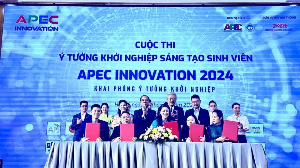 ts-tran-duy-khanh-vien-truong-vien-nghien-cuu-va-dao-tao-doanh-nhan-apec-phat-bieu-tai-buoi-le